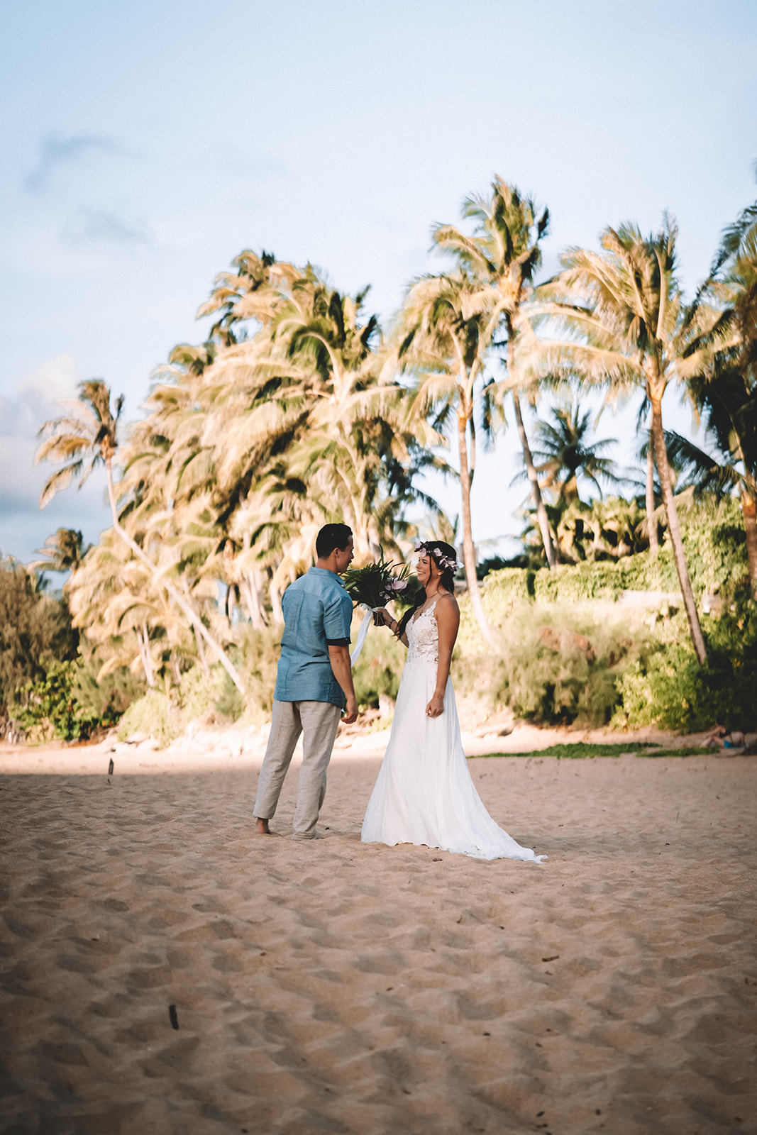 Kaua'i Helicopter Elopement & Intimate Beach Cermony Kaua'i Helicopter Elopement & Intimate Beach Cermony
