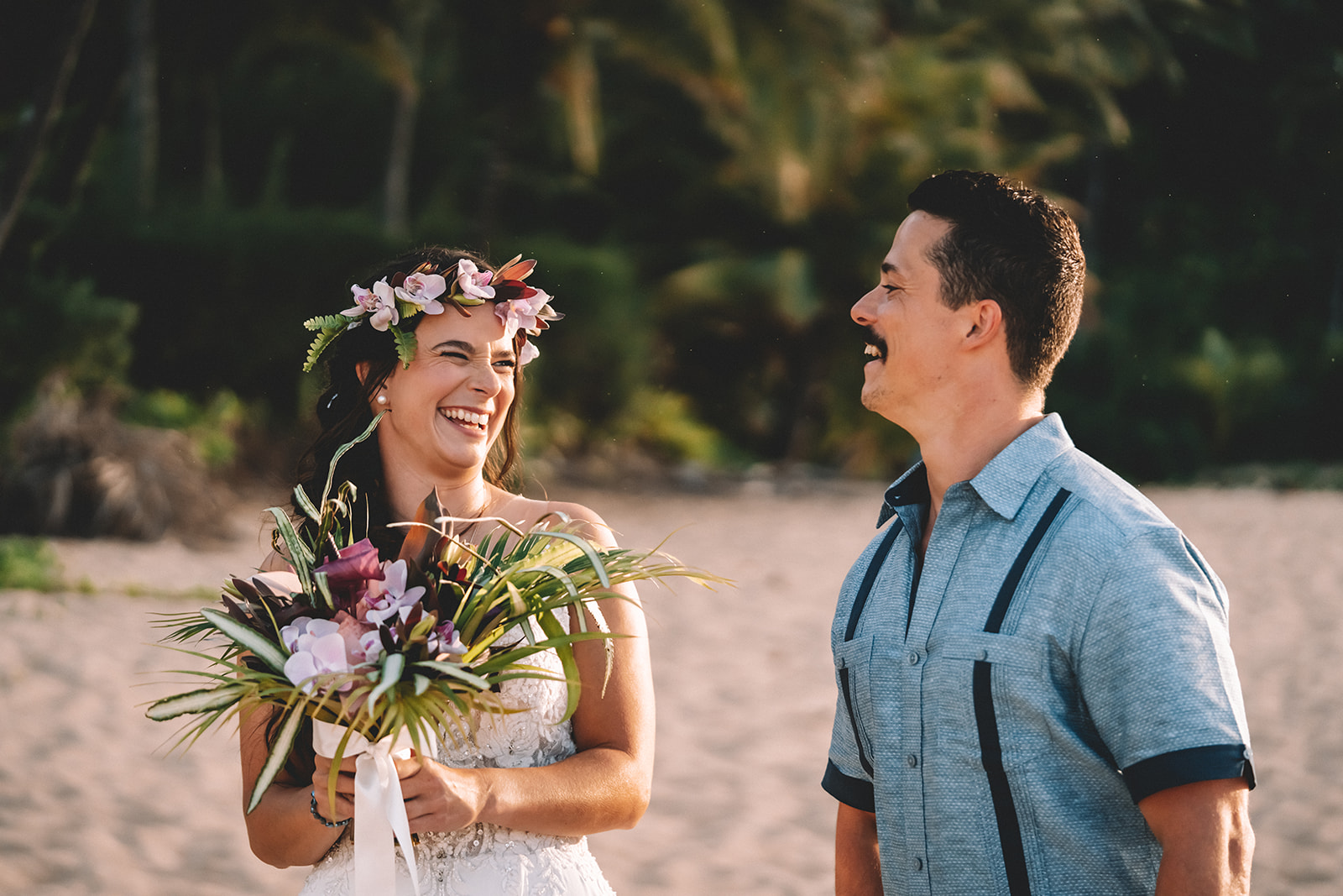Kaua'i Helicopter Elopement & Intimate Beach Cermony Kaua'i Helicopter Elopement & Intimate Beach Cermony