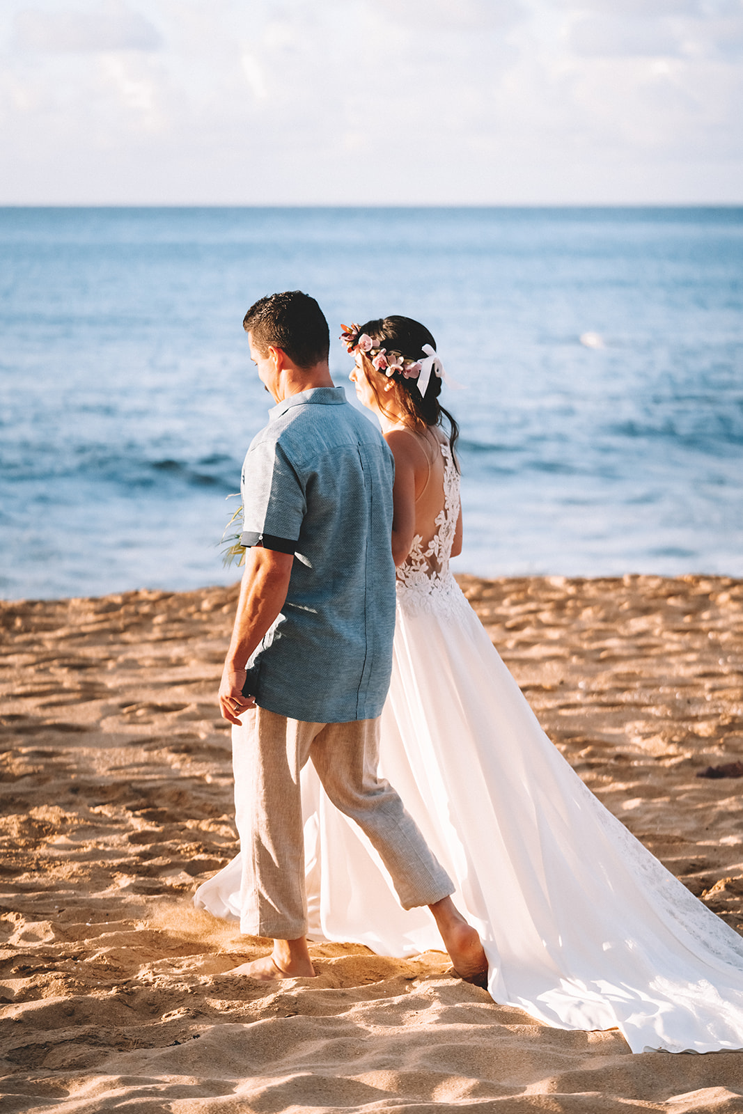 Kaua'i Helicopter Elopement & Intimate Beach Cermony Kaua'i Helicopter Elopement & Intimate Beach Cermony