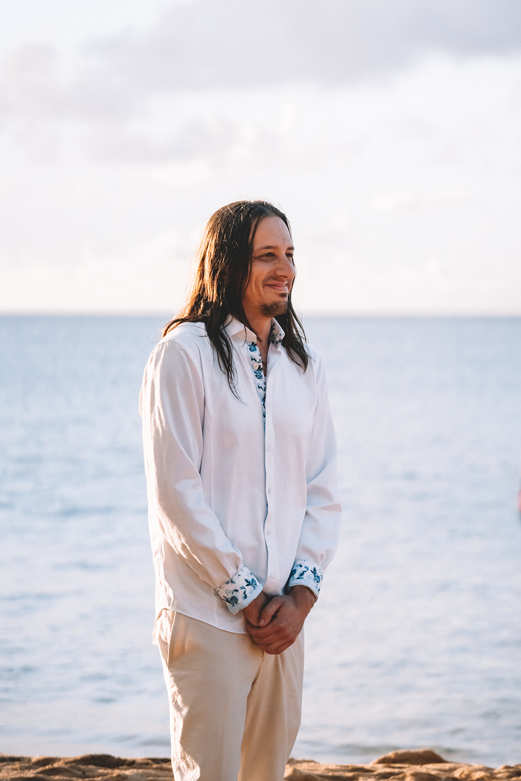 Kaua'i Helicopter Elopement & Intimate Beach Cermony Kaua'i Helicopter Elopement & Intimate Beach Cermony