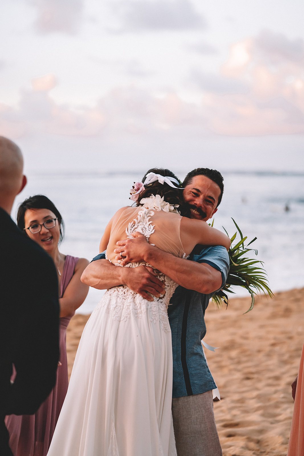 Kaua'i Helicopter Elopement & Intimate Beach Cermony Kaua'i Helicopter Elopement & Intimate Beach Cermony