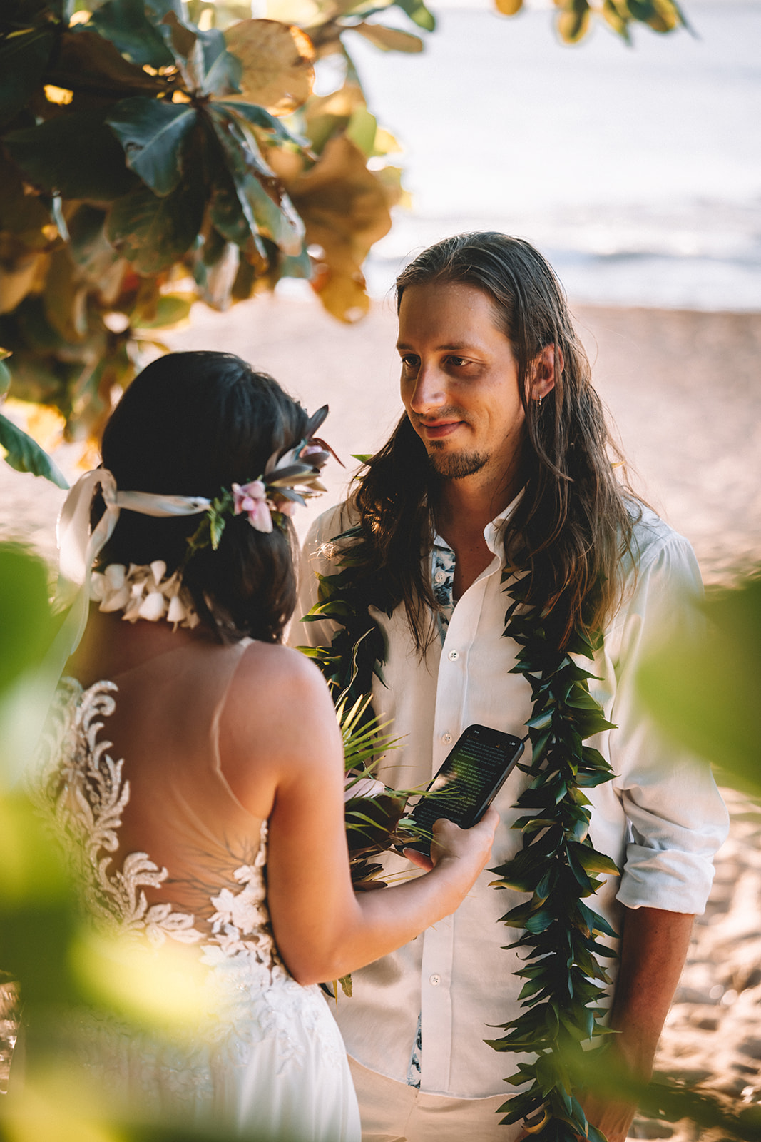 Kaua'i Helicopter Elopement & Intimate Beach Cermony Kaua'i Helicopter Elopement & Intimate Beach Cermony