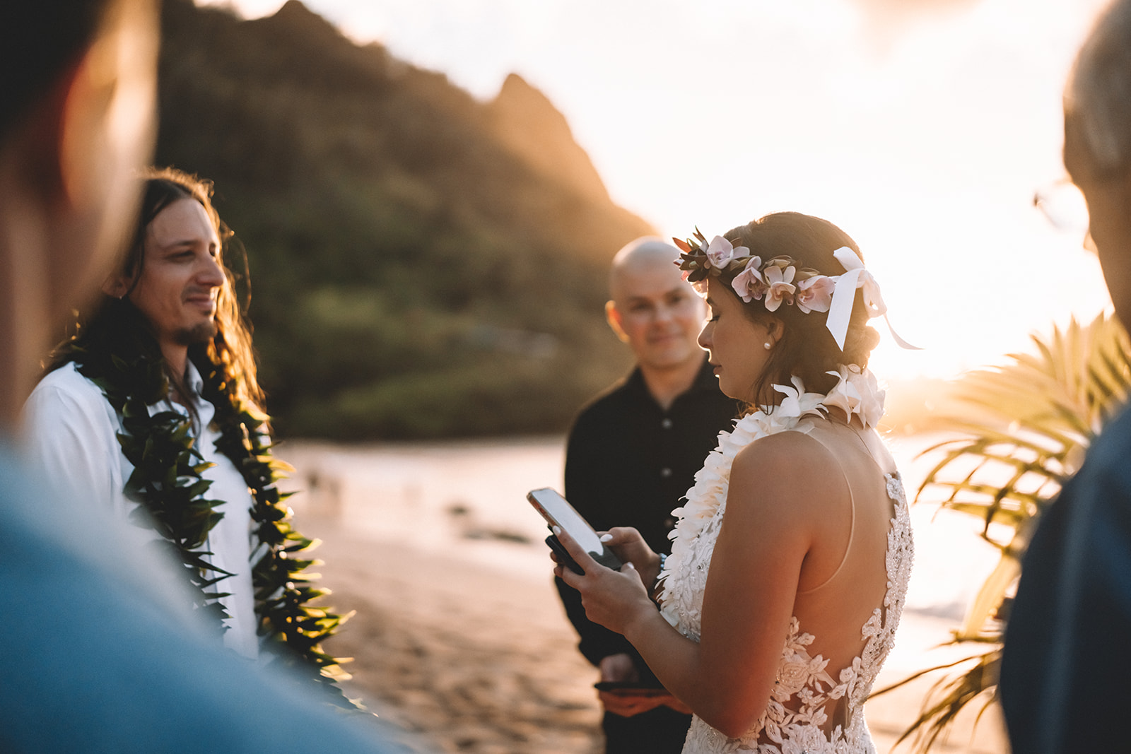 Kaua'i Helicopter Elopement & Intimate Beach Cermony Kaua'i Helicopter Elopement & Intimate Beach Cermony