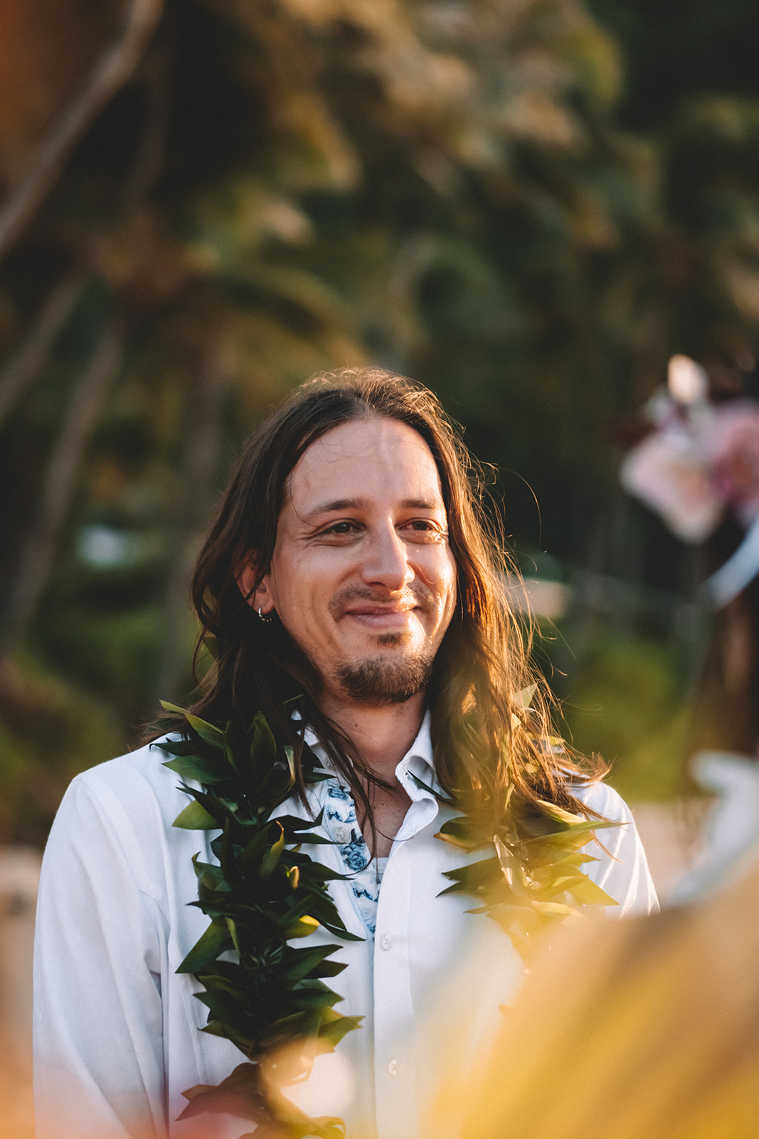 Kaua'i Helicopter Elopement & Intimate Beach Cermony Kaua'i Helicopter Elopement & Intimate Beach Cermony