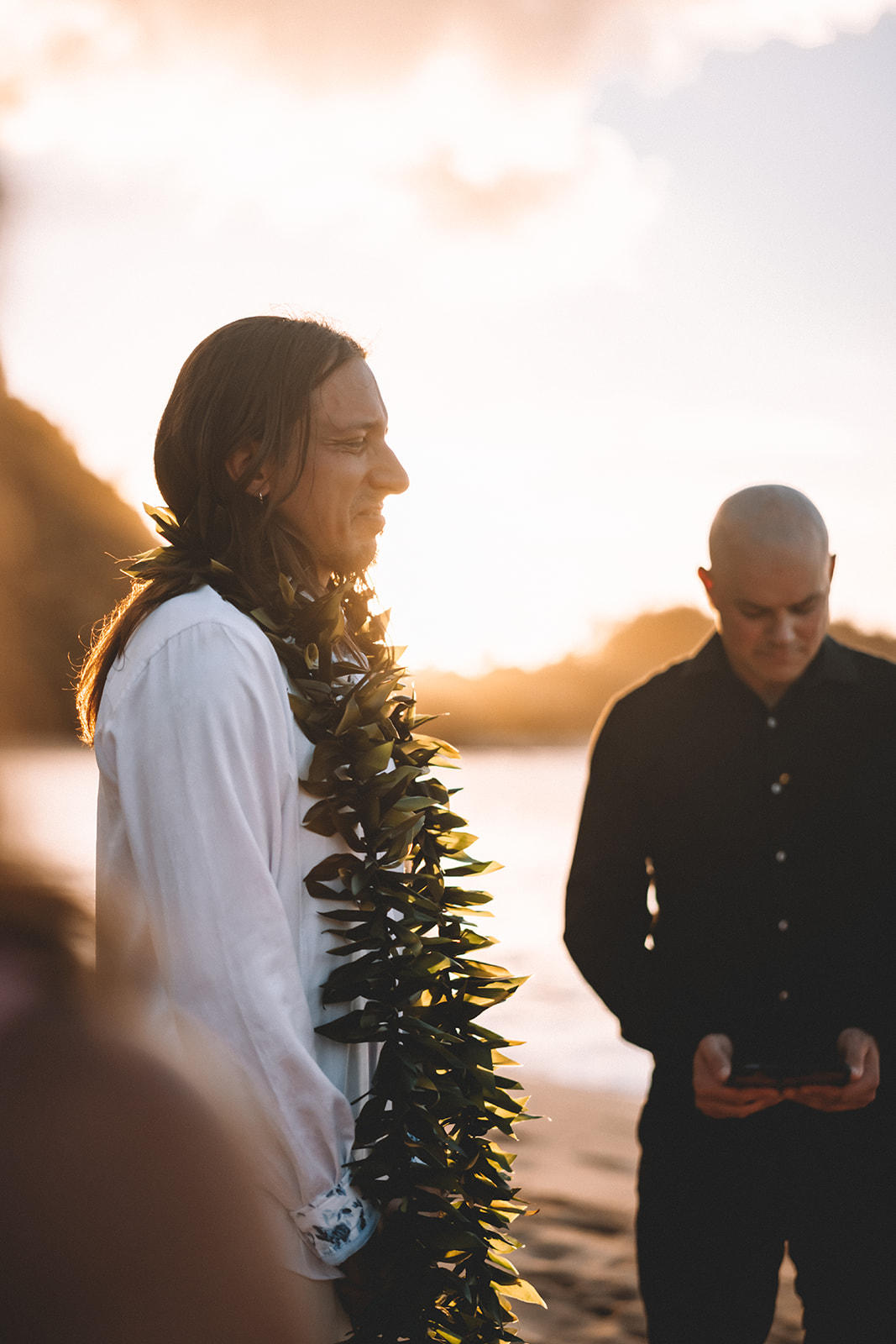 Kaua'i Helicopter Elopement & Intimate Beach Cermony Kaua'i Helicopter Elopement & Intimate Beach Cermony