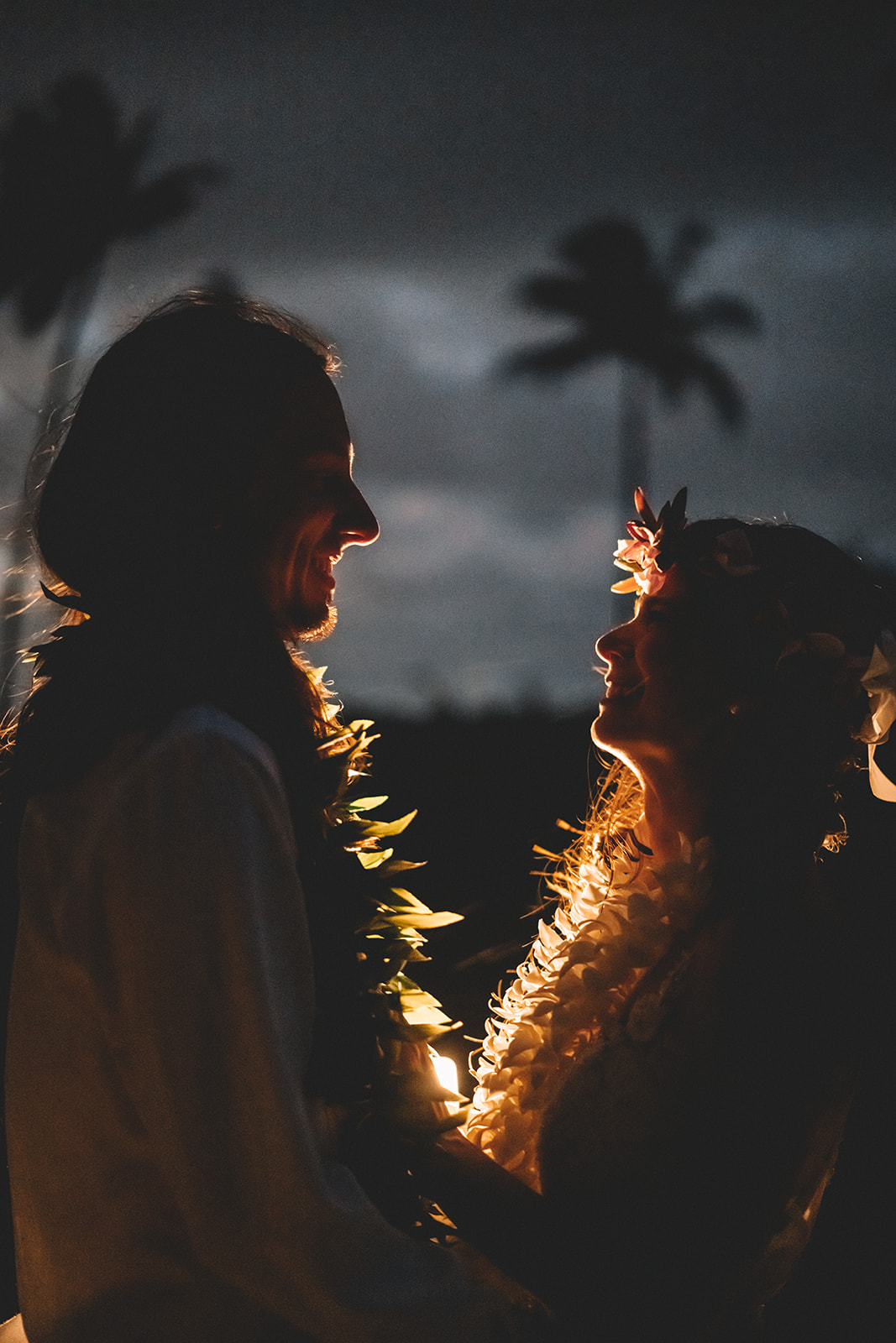 Kaua'i Helicopter Elopement & Intimate Beach Cermony Kaua'i Helicopter Elopement & Intimate Beach Cermony