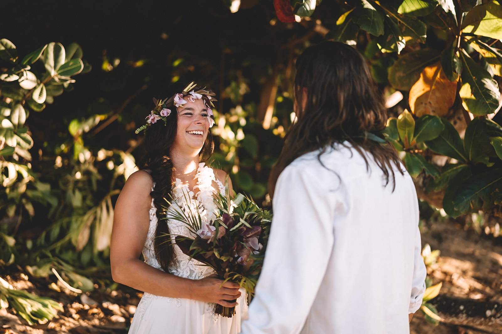 Kaua'i Helicopter Elopement & Intimate Beach Cermony Kaua'i Helicopter Elopement & Intimate Beach Cermony